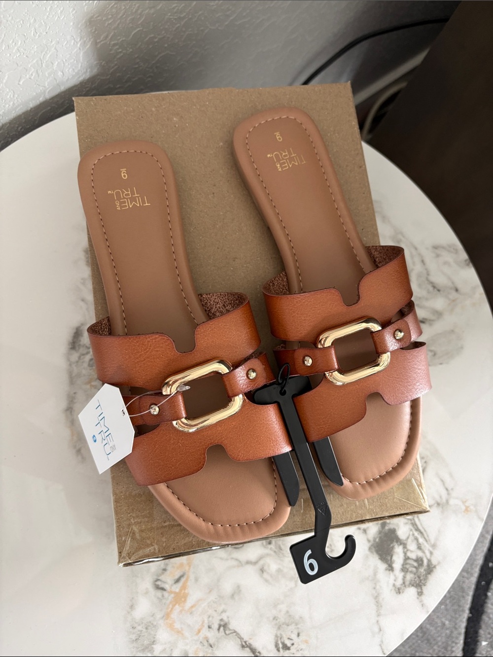 Time and Tru Tan Brown Slide Sandals with Gold Buckle Size 9 - Picture 4 of 9